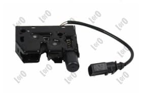 Замок капота