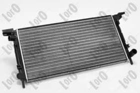Радиатор охлаждения двигателя