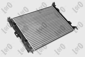 Радиатор охлаждения двигателя Радиатор охлаждения двигателя