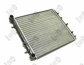 Радиатор охлаждения двигателя Радиатор охлаждения двигателя