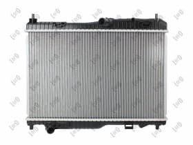 Радиатор охлаждения двигателя