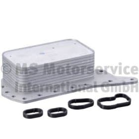 Оливний радіатор двигуна