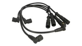 Комплект дротів запалювання Комплект дротів запалювання