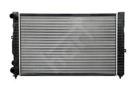 Радіатор охолодження двигуна Радіатор охолодження двигуна