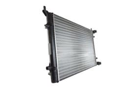 Радиатор охлаждения двигателя Радиатор охлаждения двигателя