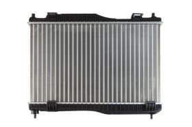Радиатор охлаждения двигателя Радиатор охлаждения двигателя
