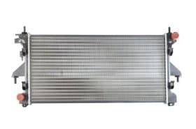 Радіатор охолодження двигуна Радіатор охолодження двигуна