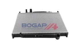 Радиатор охлаждения двигателя Радиатор охлаждения двигателя