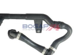 Патрубок системи охолодження