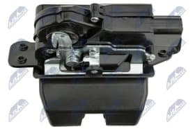 Замок кришки багажника