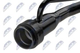 Заливна горловина паливного бака