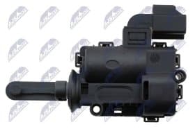 Замок дверей багажника