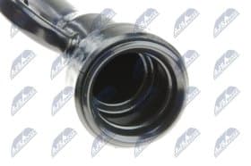 Заливная горловина топливного бака