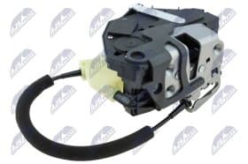 Замок крышки багажника