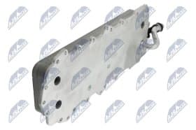 Масляный радиатор двигателя