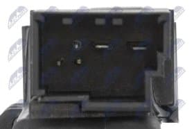 Замок дверей багажника