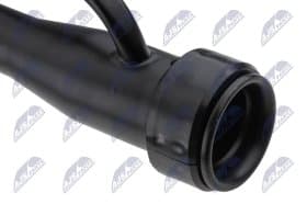 Заливна горловина паливного бака