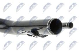 Заливна горловина паливного бака