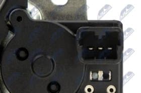 Замок дверей багажника