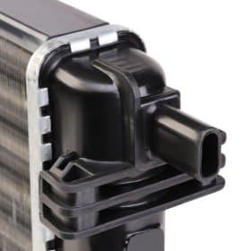 Радиатор охлаждения двигателя