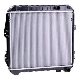 Радиатор охлаждения двигателя