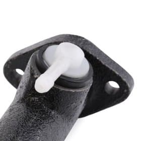 Головний циліндр зчеплення