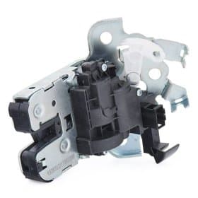 Замок дверей багажника