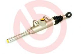 Головний циліндр зчеплення