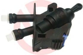 Главный цилиндр сцепления