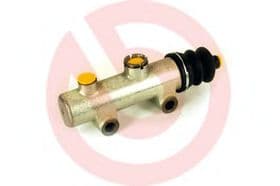 Головний циліндр зчеплення