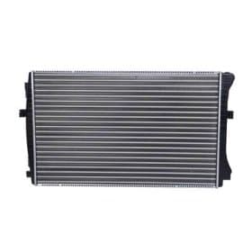 Радиатор охлаждения двигателя