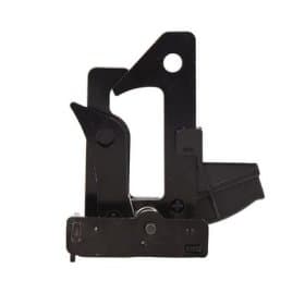 Замок капота