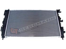 Радиатор охлаждения двигателя