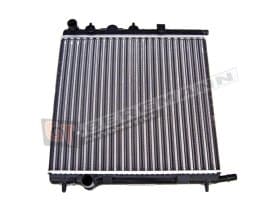 Радиатор охлаждения двигателя