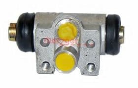 Колесный тормозной цилиндр