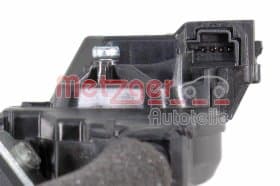 Замок дверей багажника