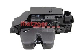 Замок дверей багажника