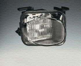 Передня протитуманна фара