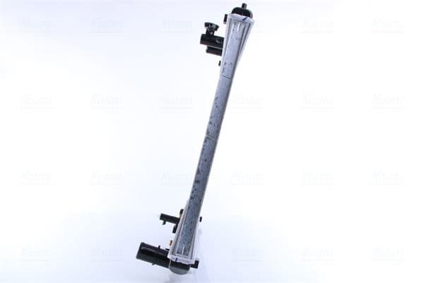 606822 Nissens Радіатор охолодження двигуна