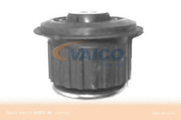 V10-1113 Vaico Сайлентблок балки для Audi 100