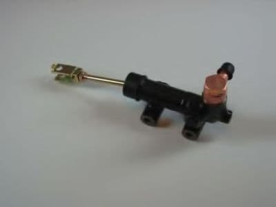 CMT-018 Aisin Головний циліндр зчеплення