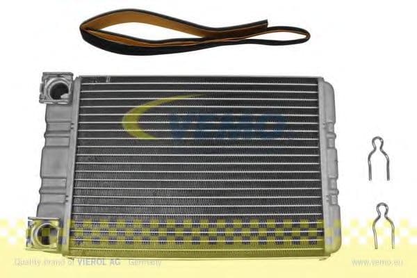 V30-61-0008 Vemo Радиатор печки