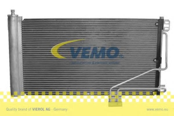 V30-62-1024 Vemo Радиатор кондиционера