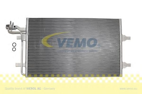 V95-62-0015 Vemo Радіатор кондиціонера