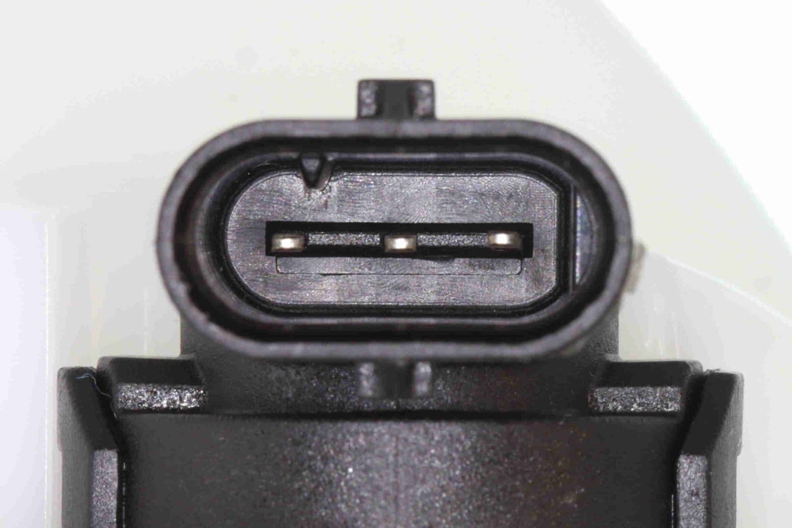 v30090135 Vemo Паливний насос