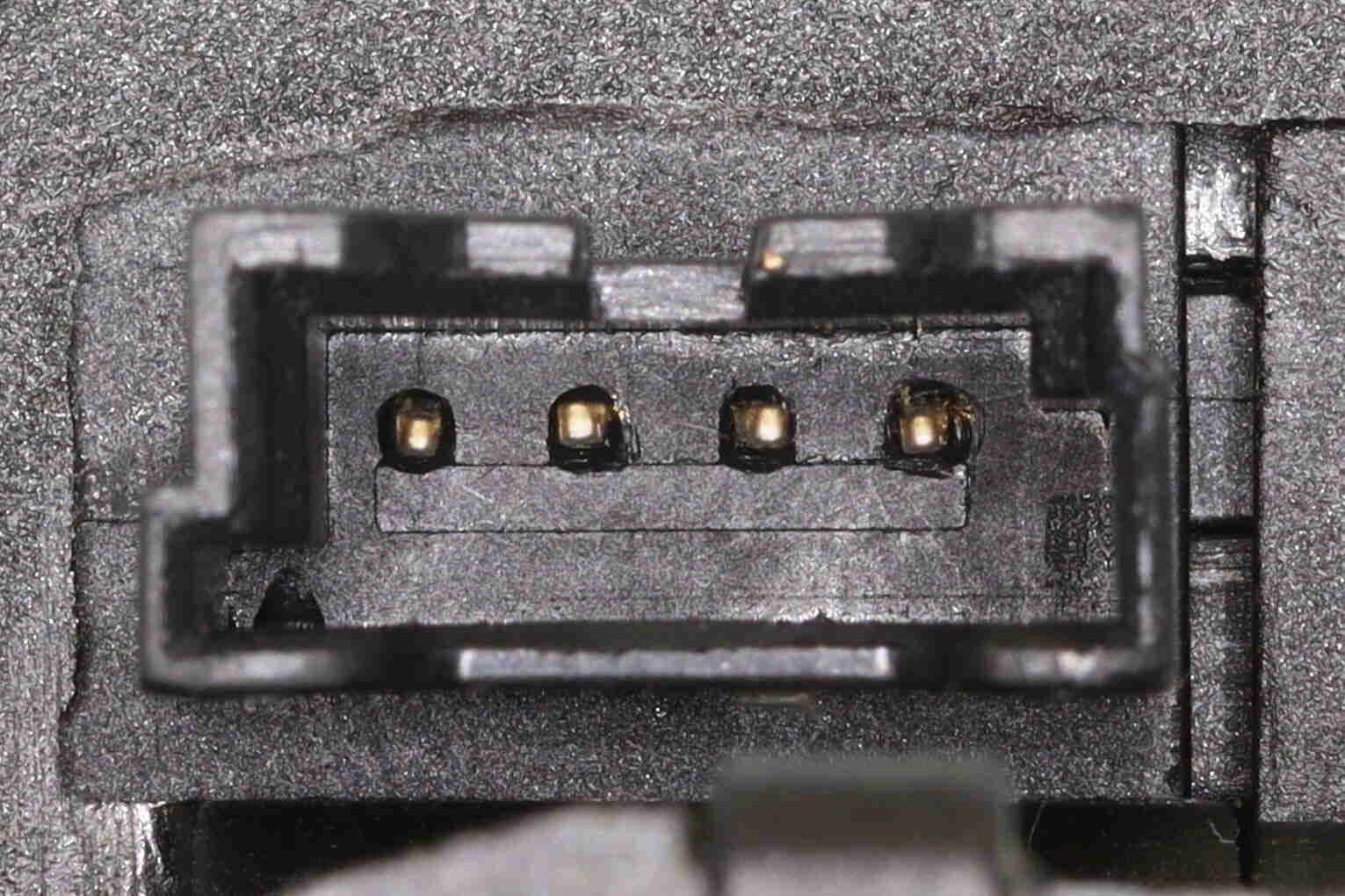 v20850149 Vemo Замок двери багажника для BMW 2 Series