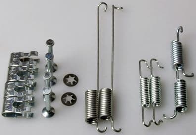 b160113 Denckermann Монтажний комплект барабанних гальмівних колодок