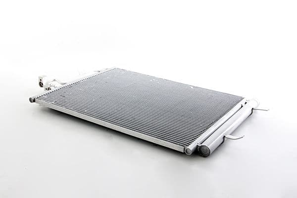 bsg30525026 BSG Радиатор кондиционера для Ford Kuga