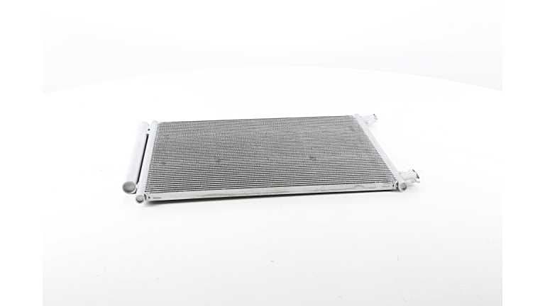 bsg75525007 BSG Радиатор кондиционера