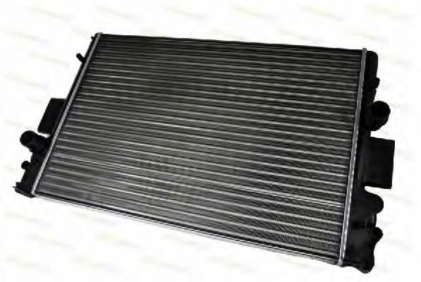 D7E004TT Thermotec Радіатор охолодження двигуна